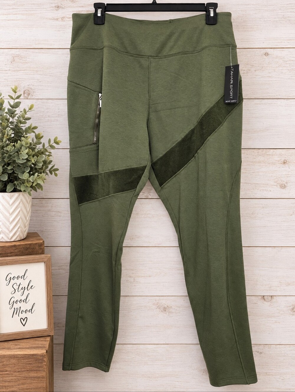 Tahari Sport Olive Green High Rise Leggings 3X NWT